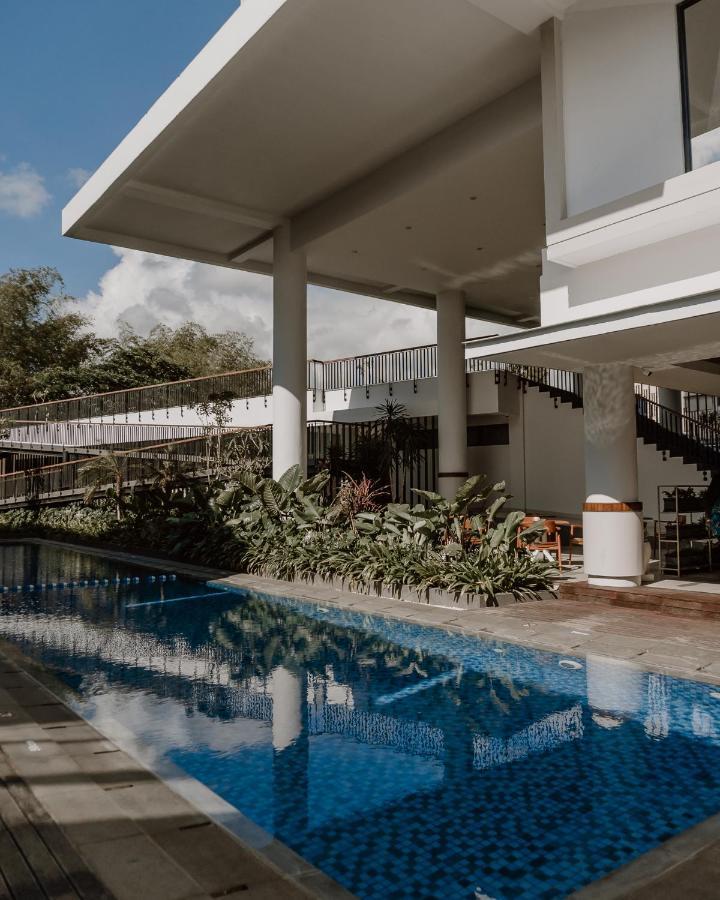 Rayz Umm Hotel Malang Esterno foto
